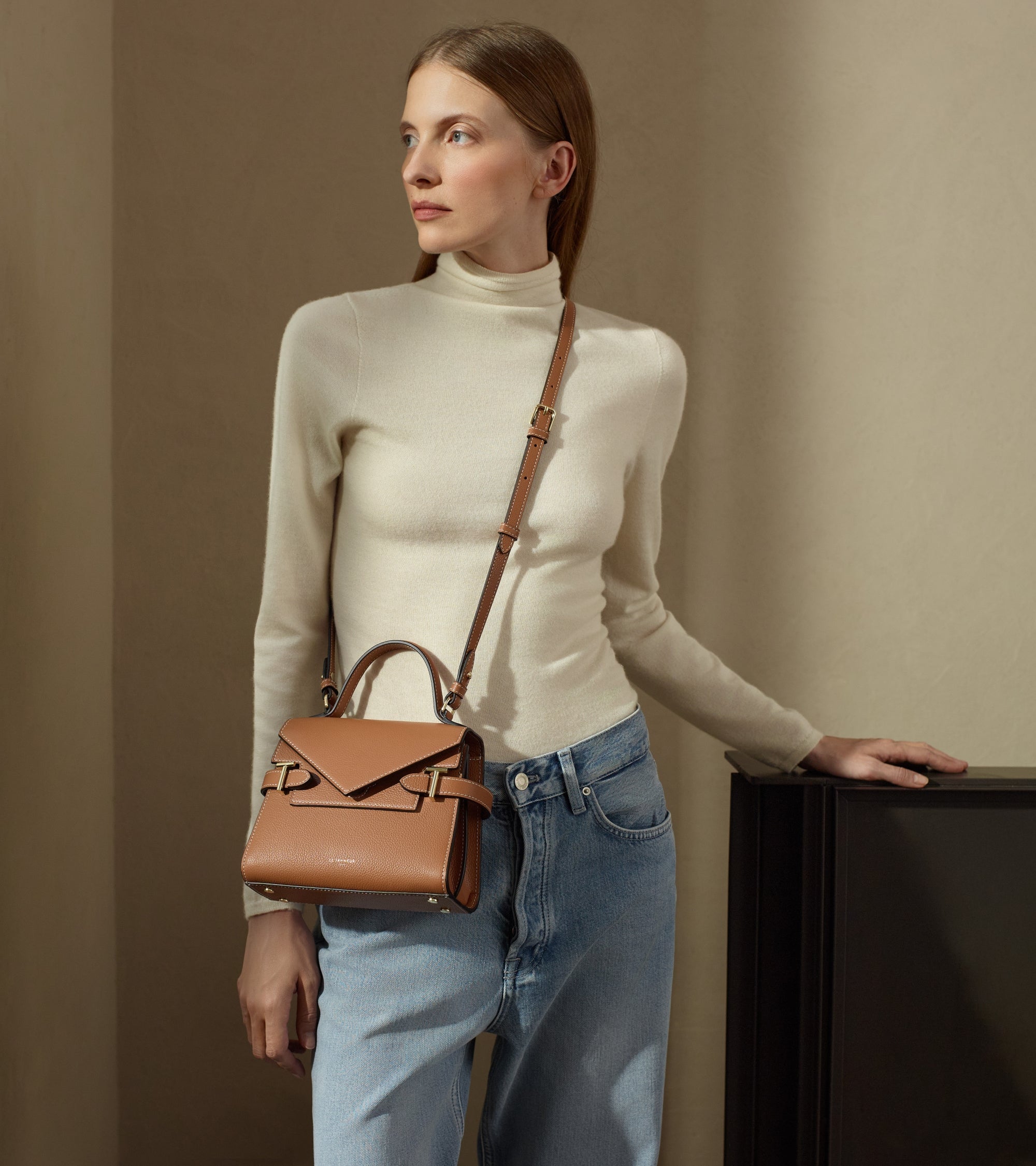 Petit sac à main double rabat Emilie en cuir grainé