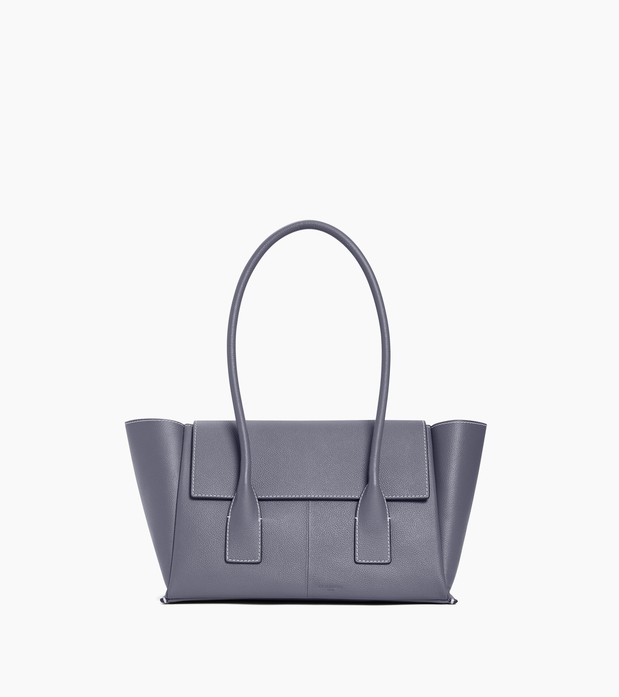Sac cabas moyen modèle à rabat Elena en cuir grainé