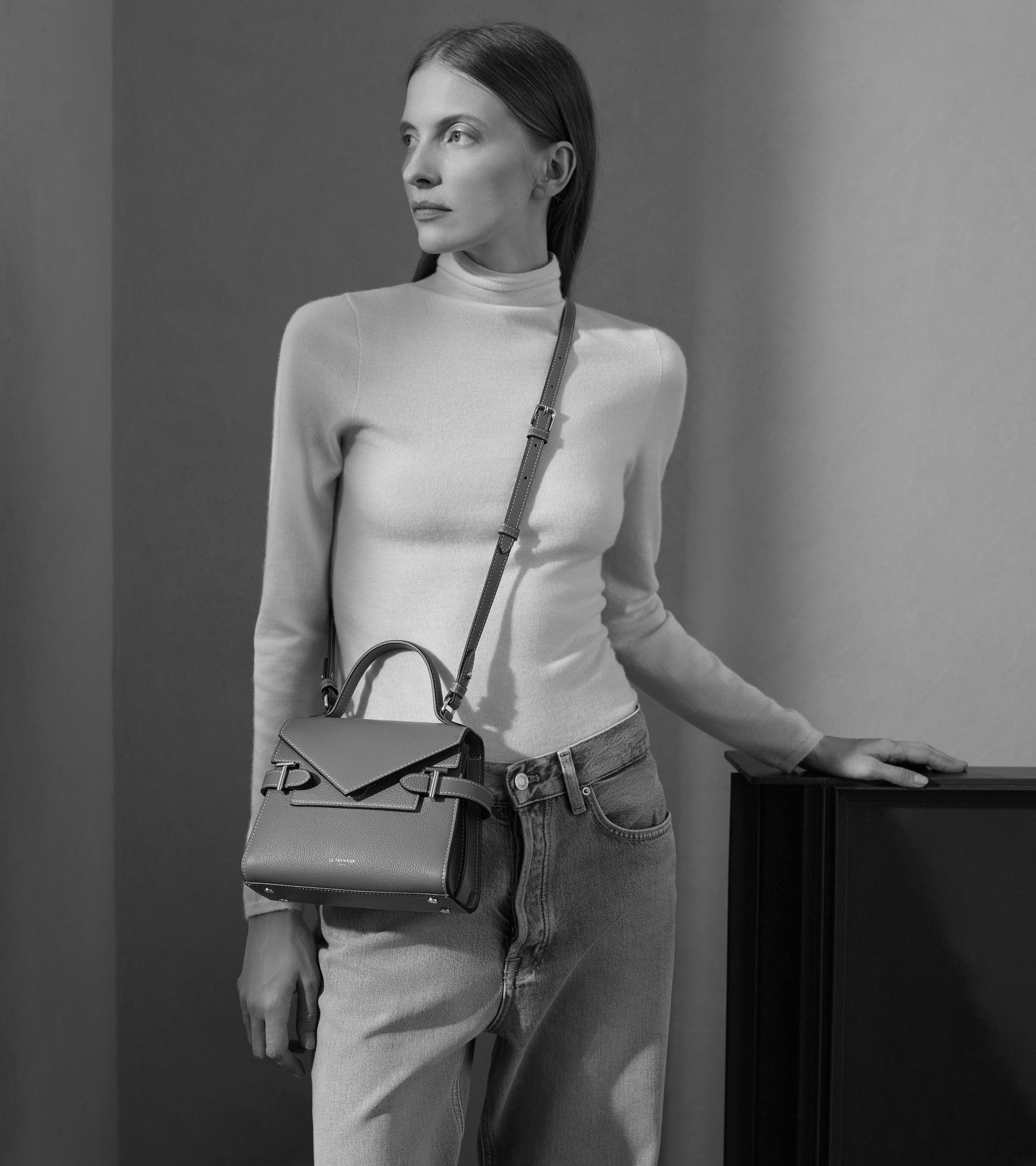 Petit sac à main double rabat Emilie en cuir grainé