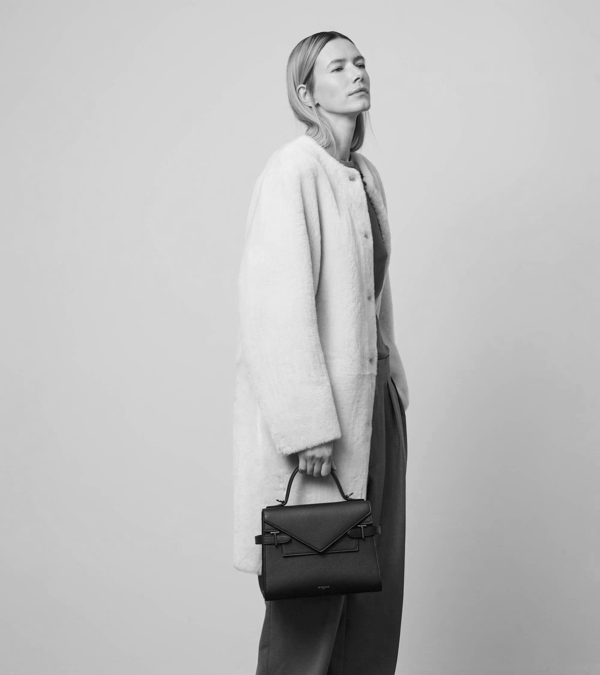 Emilie グレインレザー ダブルフラップ ミディアム ハンドバッグ