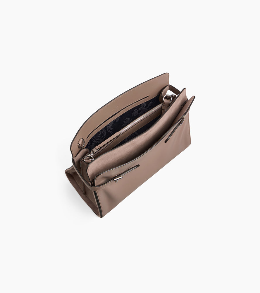 Bolsa de hombro grande modelo Emie en cuero liso y nobuk