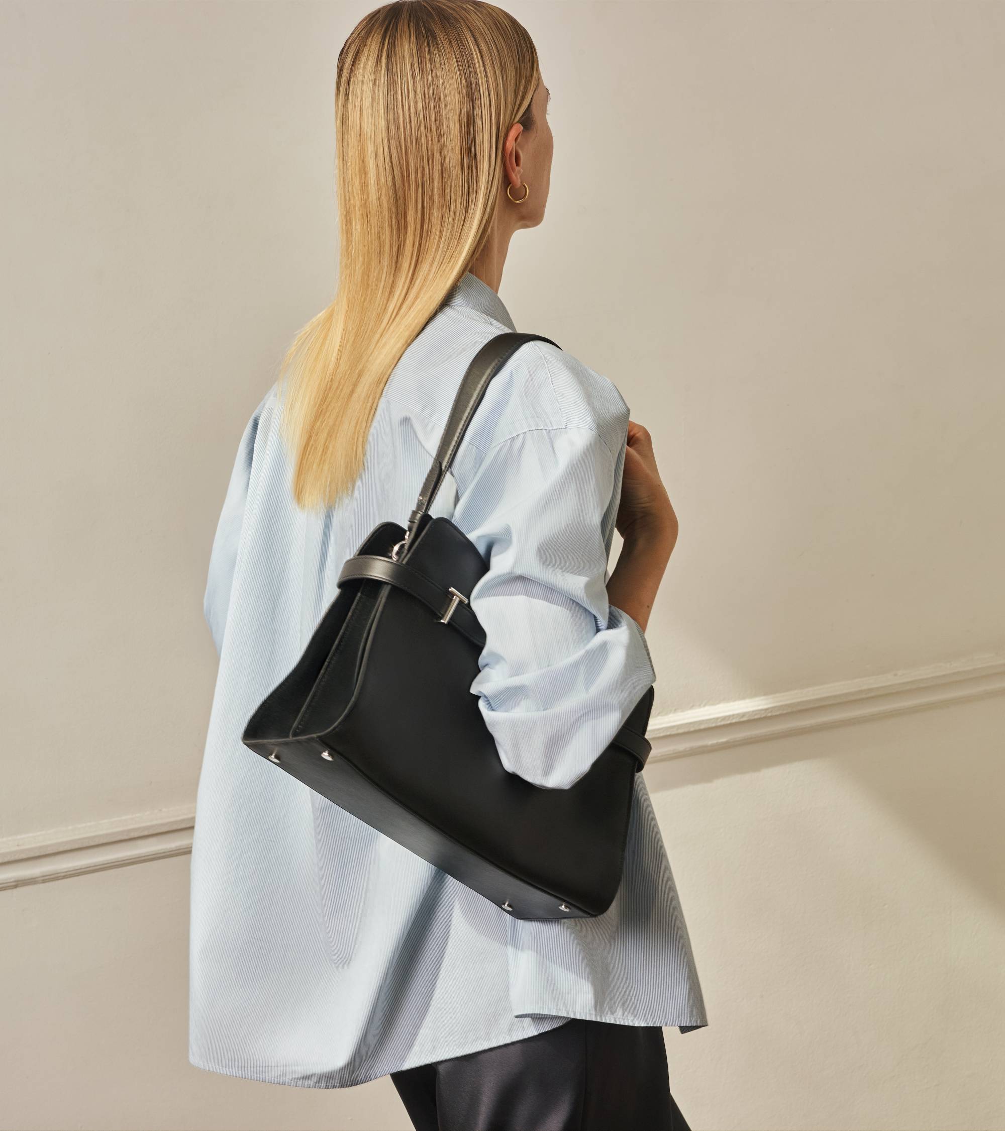 Große Handtasche Emie aus Glatt- und Nubukleder