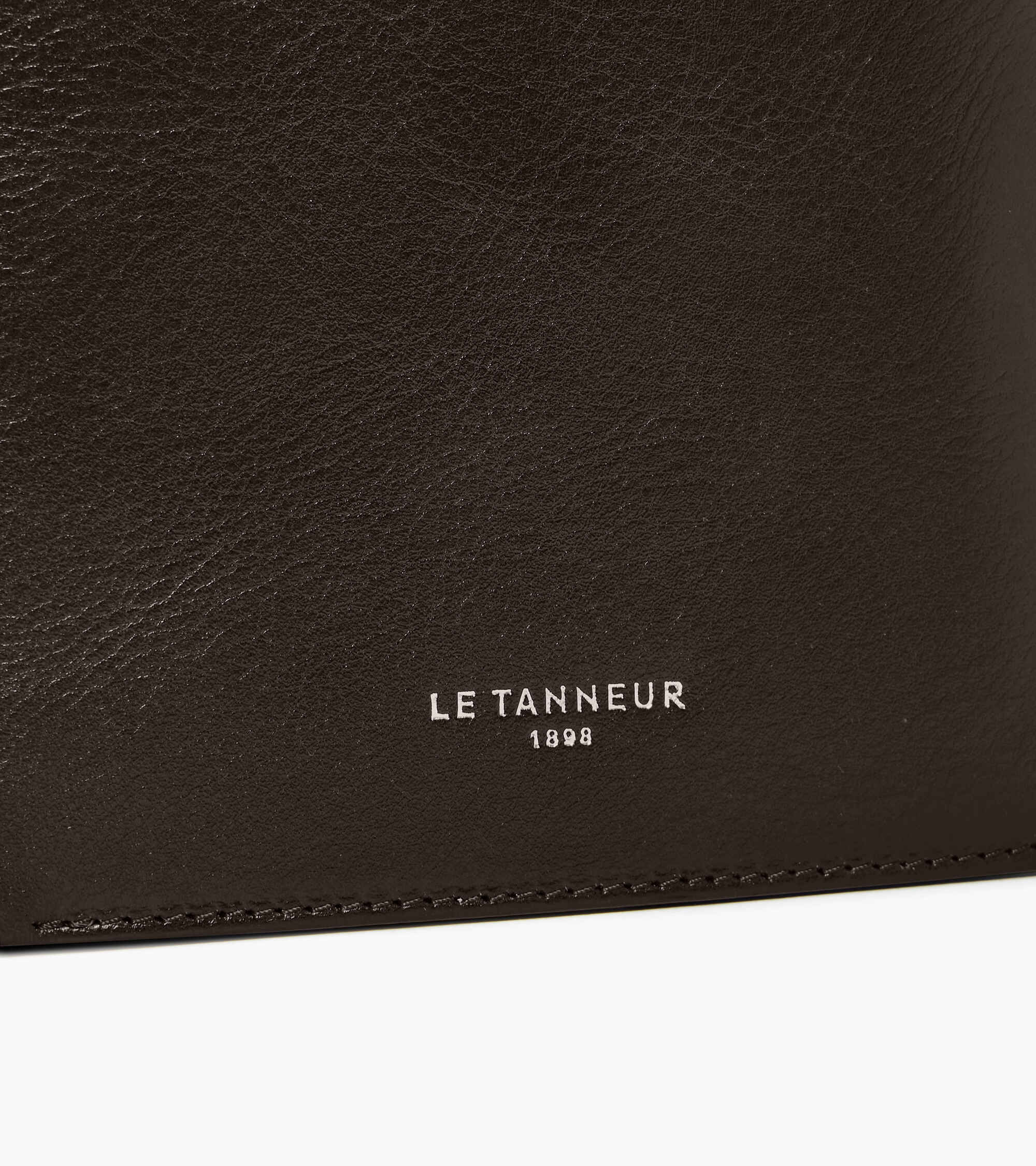 Bifold-Brieftasche mit Klappe Lucien aus geöltem Leder
