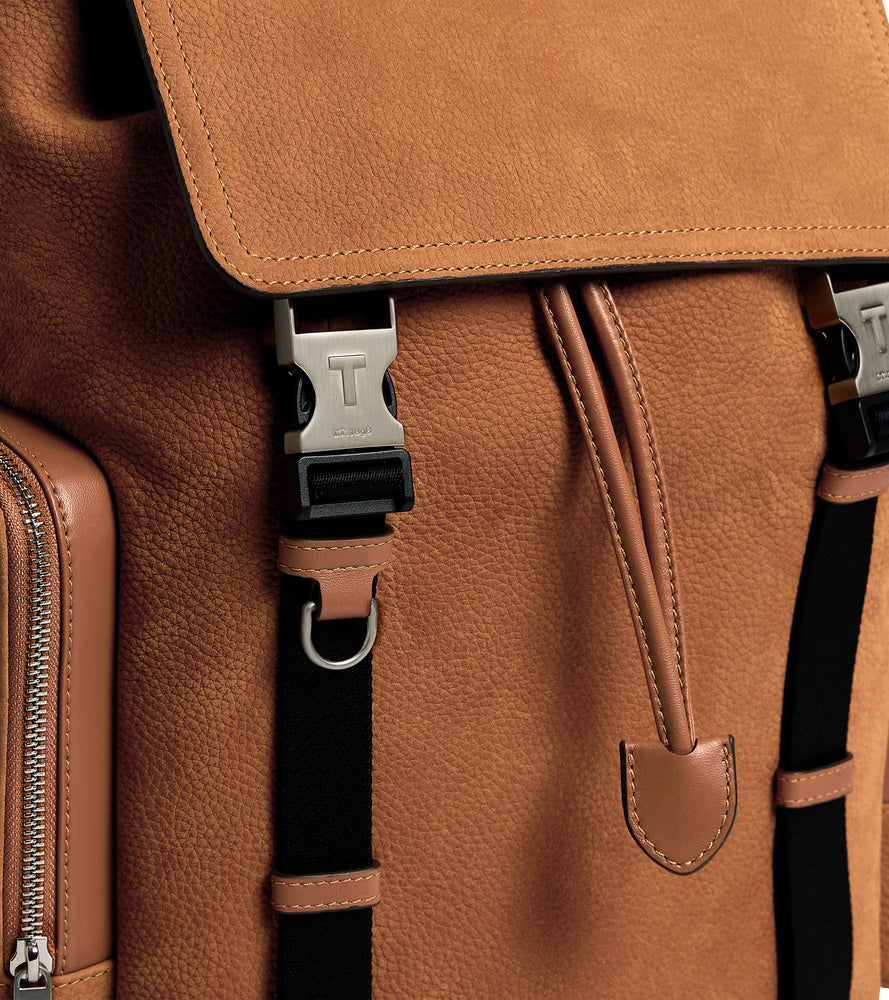 Mochila con solapa Maurice de piel nobuck granulada